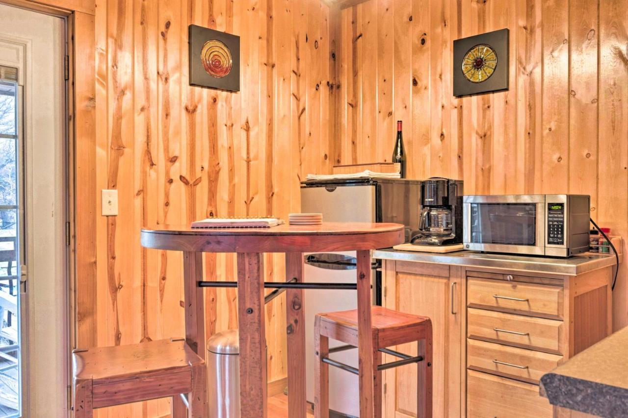 Appartement The Boat House Creekside Getaway In Hot Springs! Extérieur photo